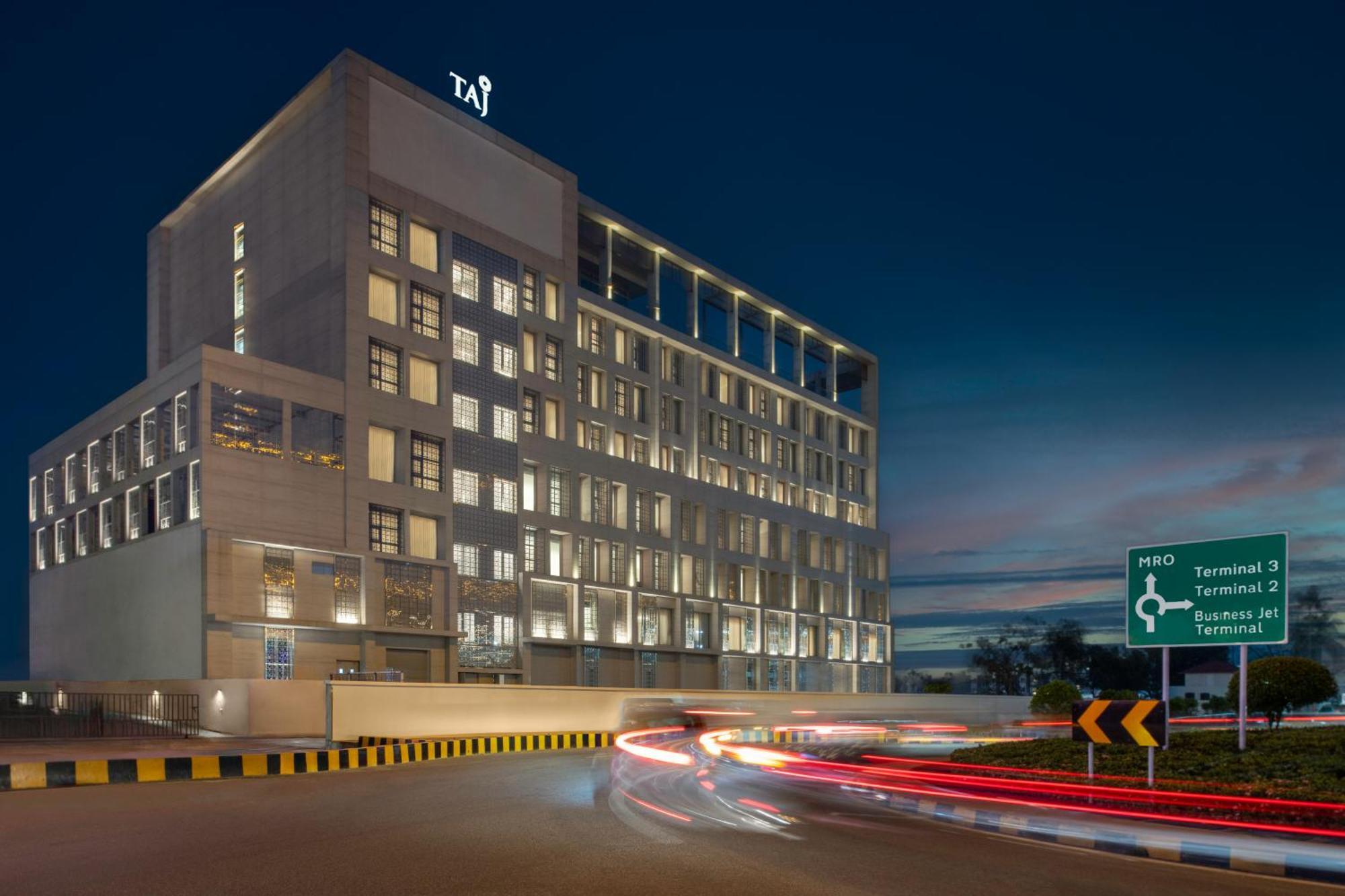 Taj Cochin International Airport, Kerala Hotell Kochi Exteriör bild